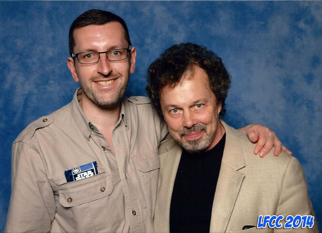How tall is Curtis Armstrong