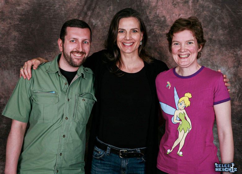 How tall is Terry Farrell