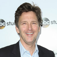 Height of Andrew McCarthy