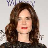 Height of Betsy Brandt