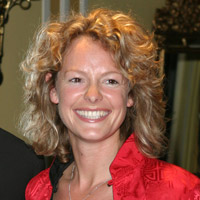 Height of Kate Humble