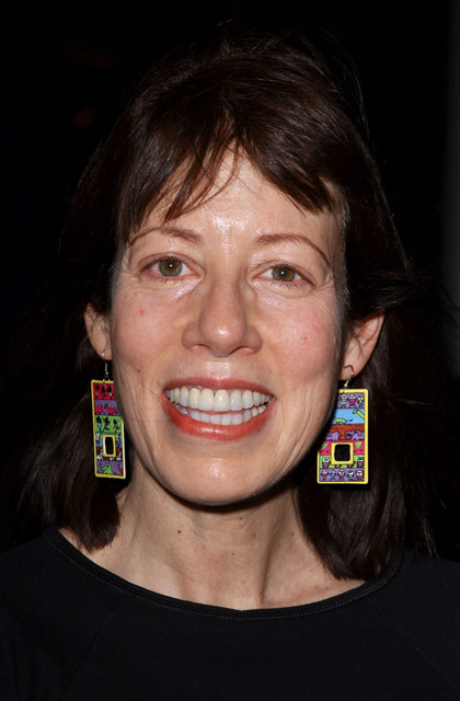 How tall is Allyce Beasley