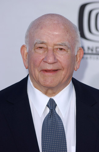 How tall is Ed Asner