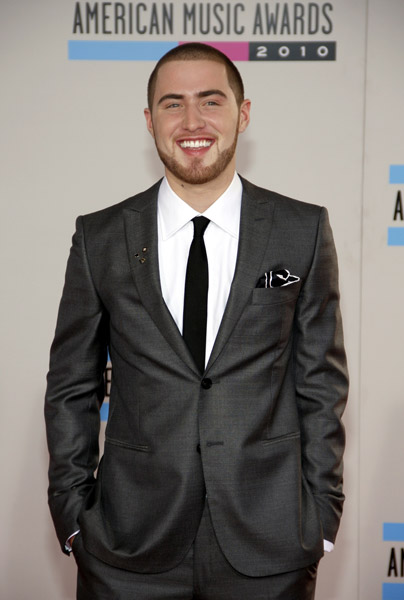 How tall is Mike Posner