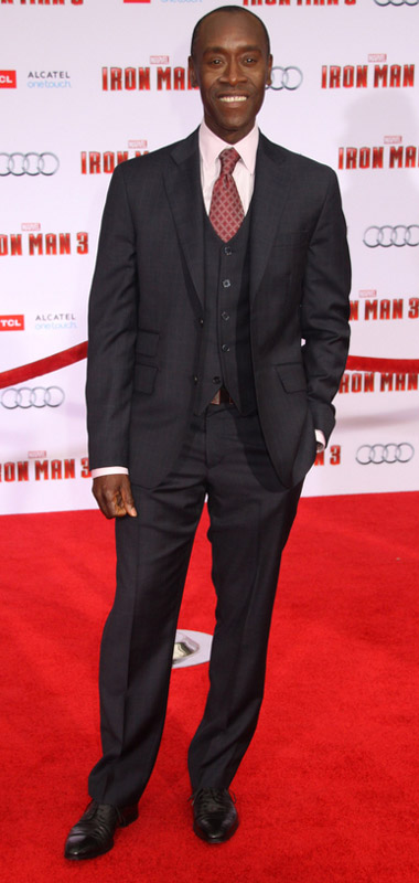 How tall is Don Cheadle